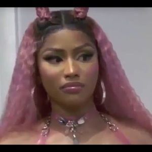 Meet your Posher, Sally